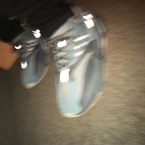 Meet your Posher, Saviyon